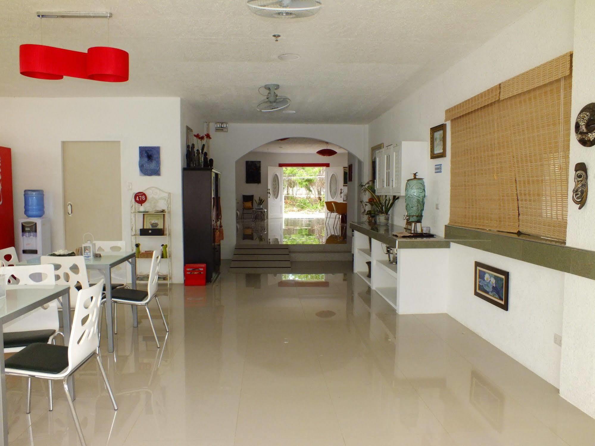 Paboreal Boutique Hotel Puerto Princesa Eksteriør bilde
